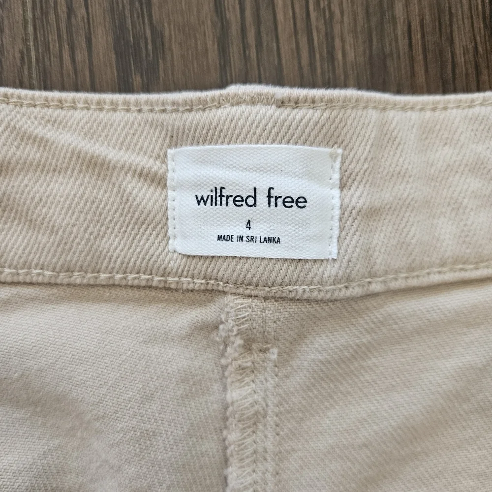 Aritzia Wilfred Free High-Waisted Twill Modern Cargo Pant Birch Size 4 - Picture 7 of 10